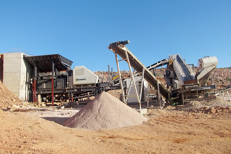100-120tph mobile crushing and screening plant in Algeria