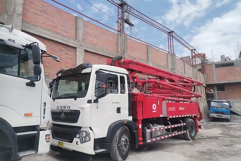 30m truck mounted boom pump appears in the working site in Arequipa Socabaya Peru