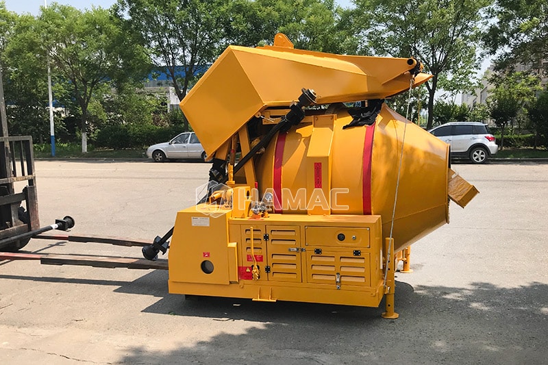 JZR diesel-driven concrete mixer usually needs to be connected to the power supply in order to start the diesel engine or other electric equipment