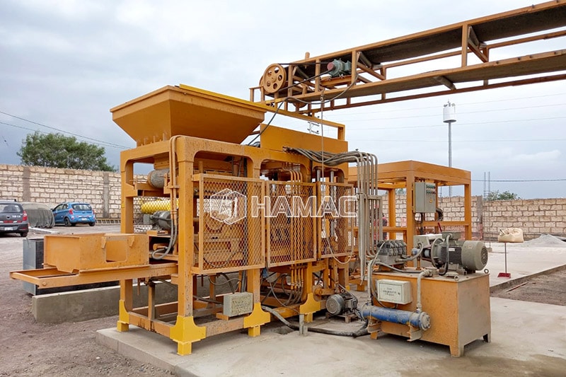 Stationary type, it is suitable for medium and big scale concrete block factory