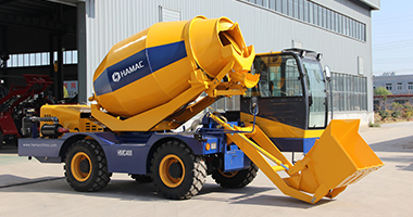 SELF-LOADING CONCRETE MIXER