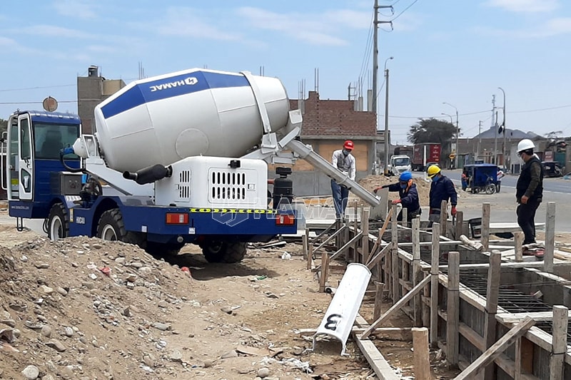 Self-loader concrete mixer works in Peru